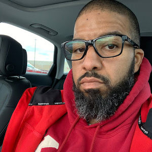 Meet your Posher, Kelley